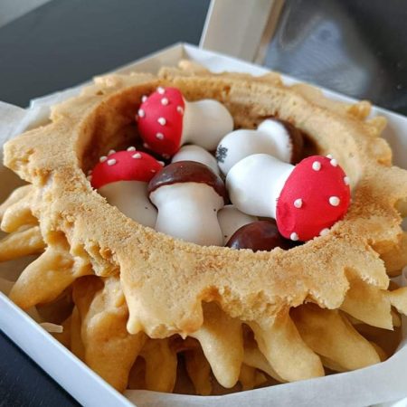 Tree Cake Stump "Kelmas" with Mushroom Cookies (classic)