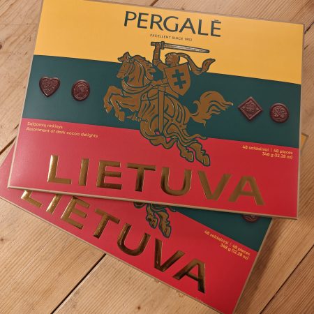 "Pergalė Lietuva" Šokoladinių saldainių rinkinys su juoduoju šokoladu