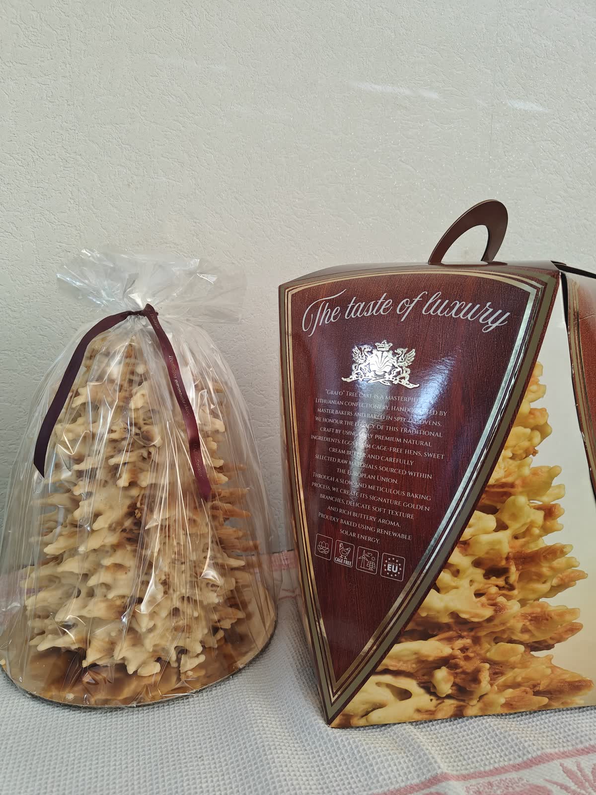 Exclusive Tree Cake with Rum "Grafo Šakotis"
